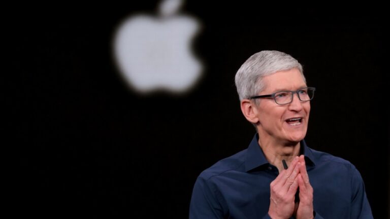 Apple CEO’su Tim Cook: Apple, 7 yıl içinde karbon nötr olacak