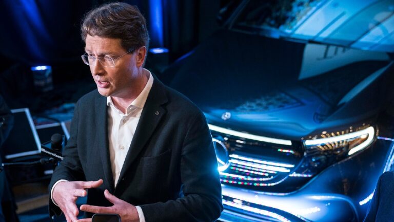 Mercedes’in patronu, elektrikli araç maliyetlerine değindi