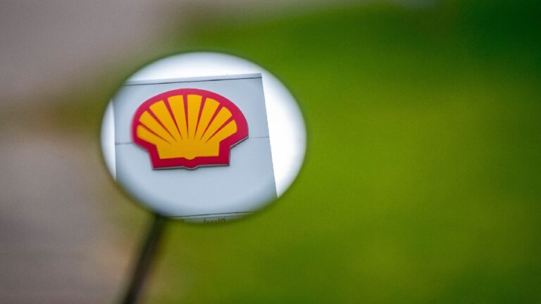 Shell, İngiltere ve Almanya’daki ev enerji işini Octopus’a satıyor