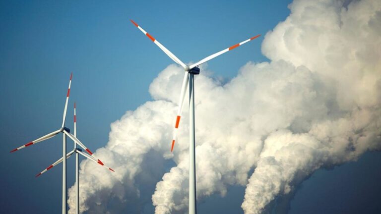 Yatırımcılar, temiz enerji için temettü kesintisine hazır