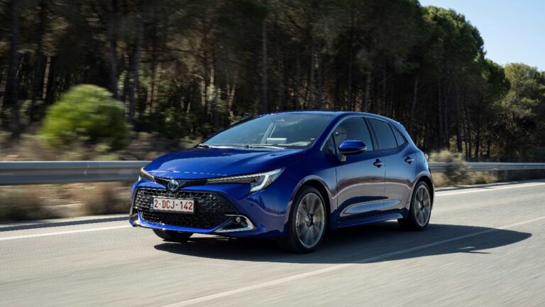 Yeni Toyota Corolla Hatchback Hybrid, 5. nesil teknolojisi ile Türkiye’de!