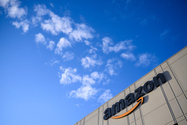 Amazon, yenilenebilir enerji tacını almak istiyor