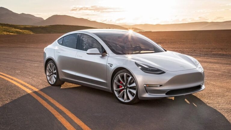 Tesla 3. çeyrek karnesi: 435 bin teslimat, 430 bin üretim