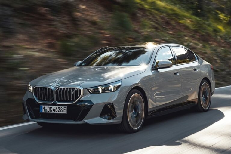 Türkiye’ye özel: 582 km menzilli BMW i5 eDrive30