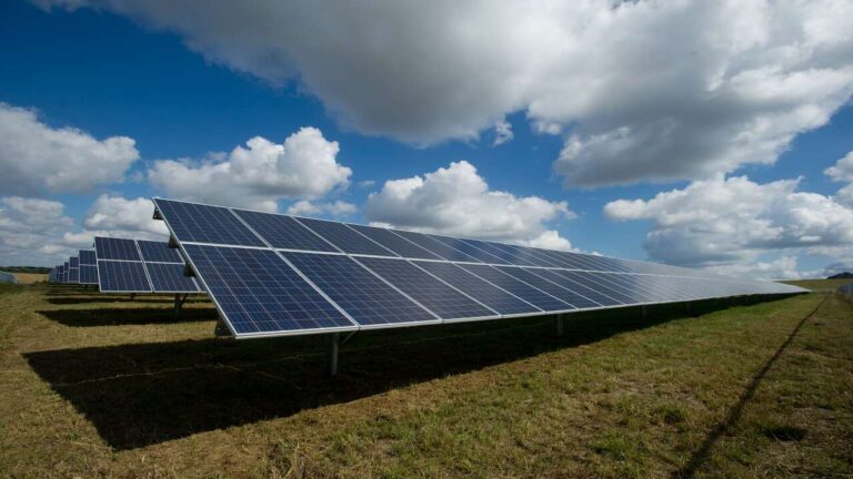 Avustralya’da yenilenebilir enerji üretimi rekor seviyeye ulaştı!