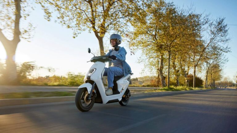 İki tekerlekli elektrikli: Honda EM1 e: Türkiye’de