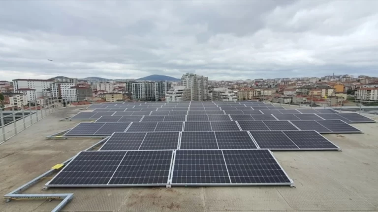 Ukrayna hastaneleri güneş enerjisiyle aydınlanacak