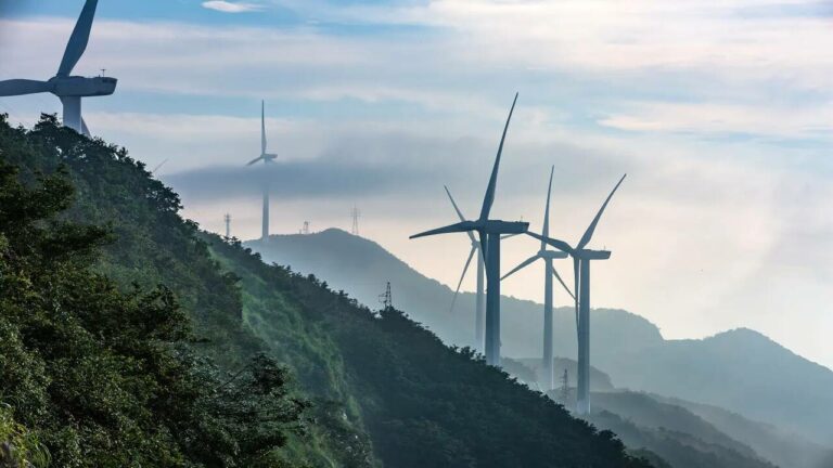 Birleşik Krallık ve Avustralya yeşil enerji işbirliği için düğmeye bastı