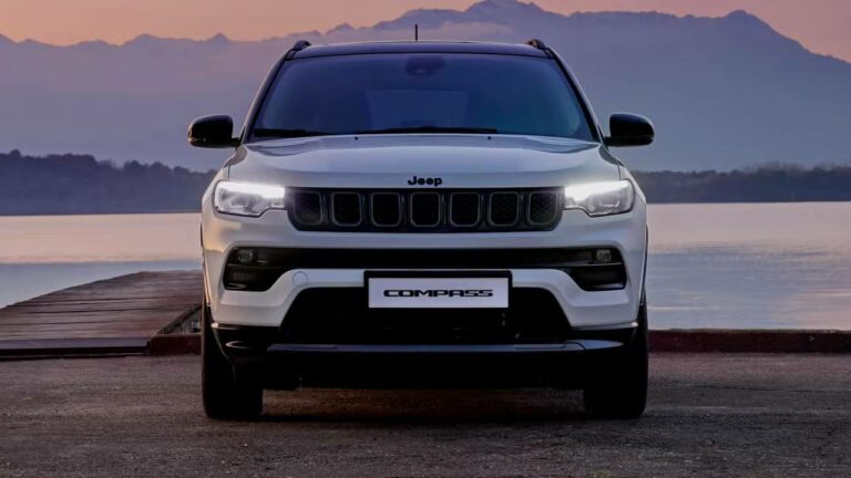 Jeep Compass tamamen hibrit modellerle geri dönüyor!