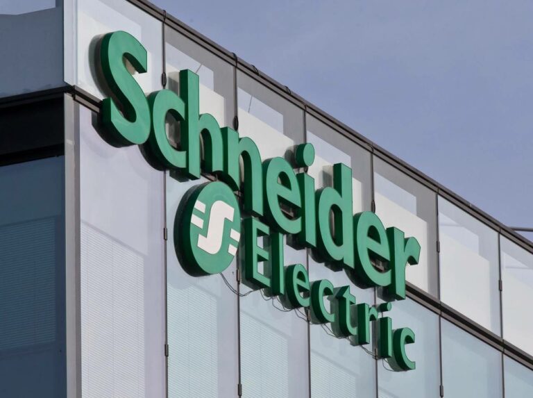 Schneider Electric, temiz enerji vergi kredisi satın aldı!