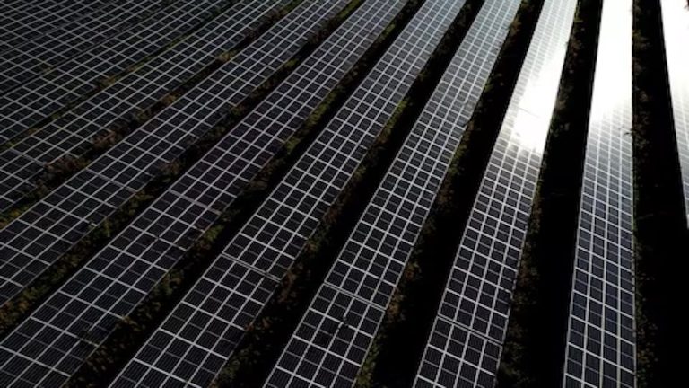 Birleşik Krallık, yenilenebilir enerji projelerine teşvik sağlayacak