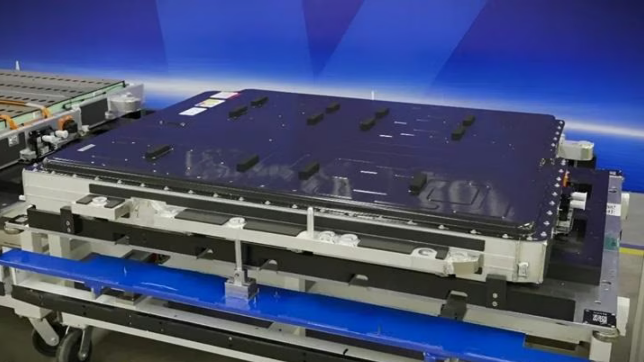 Svolt Fortress 2.0 bataryası