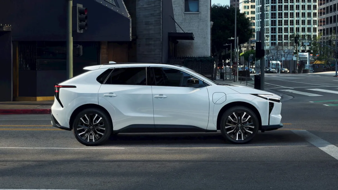 Toyota elektrikli araç satışı