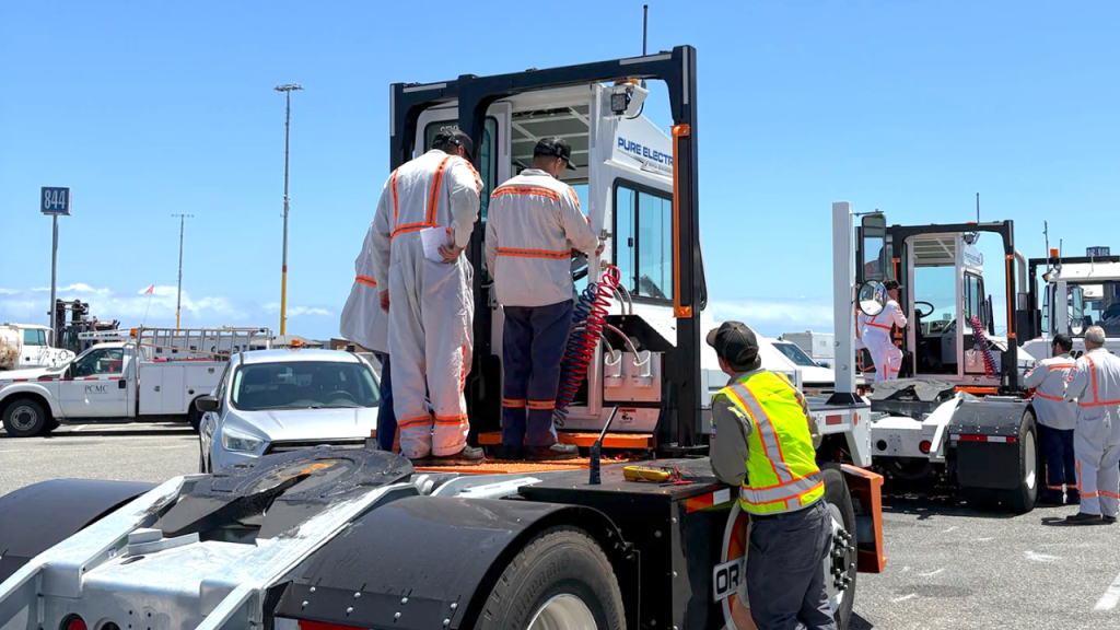 Elektrikli terminal kamyonları