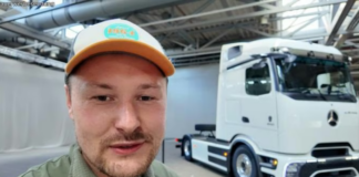 Elektrikli kamyonla dünya turu