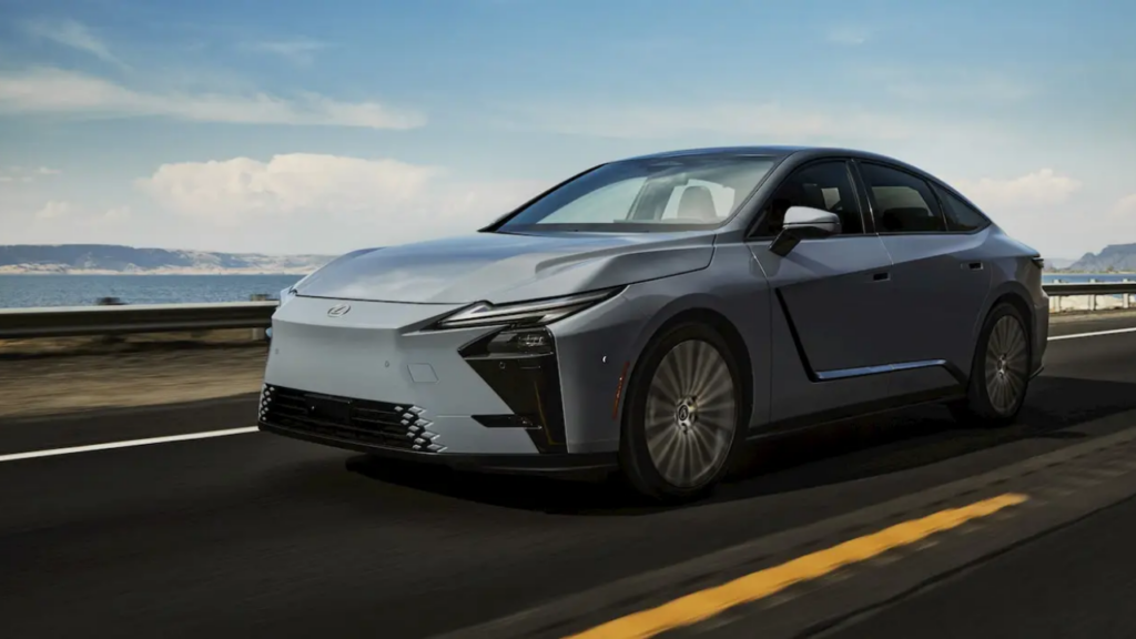 Lexus ES EV menzil testi