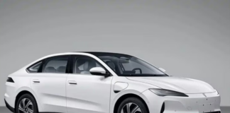 Elektrikli Jetta içi