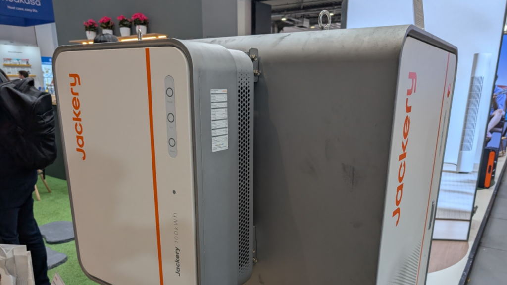 Jackery 100 kWh batarya
